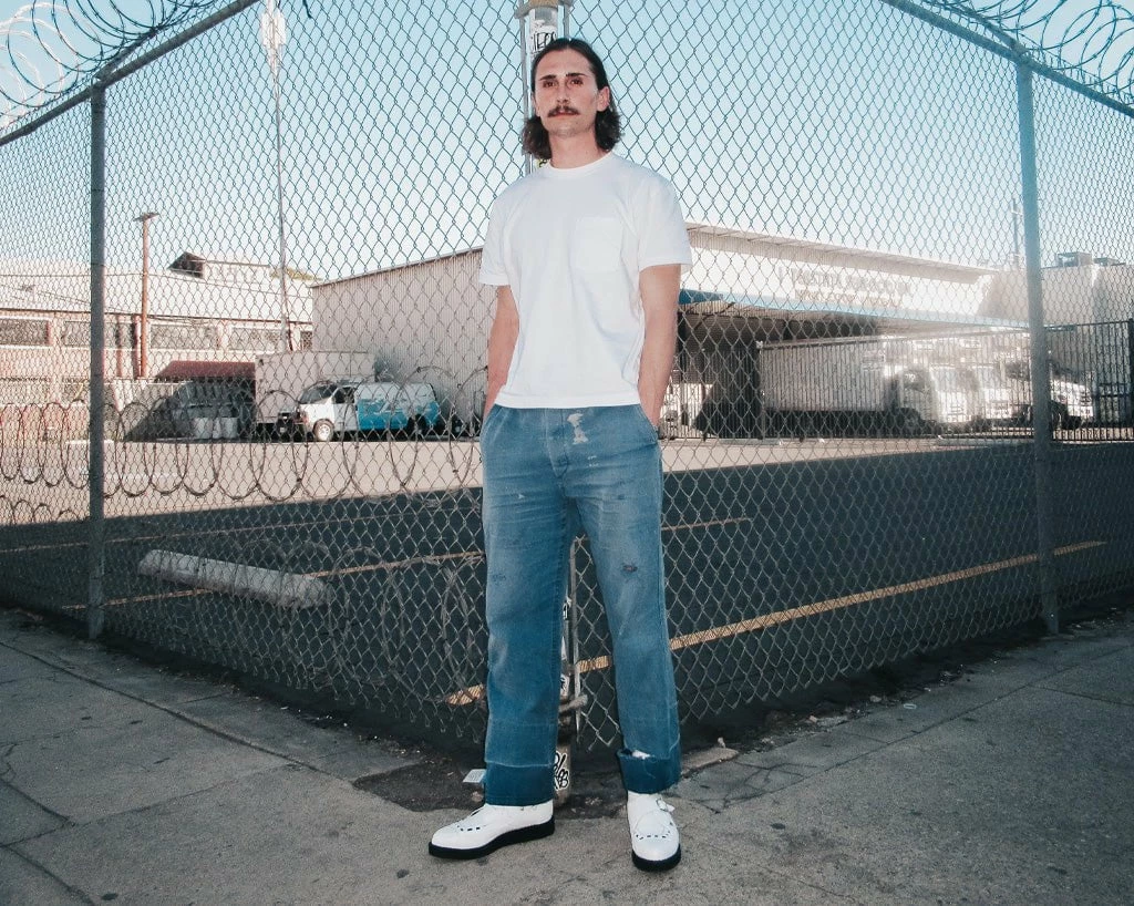 A3018 White TUKskin⢠Buckle Pointed Creeper