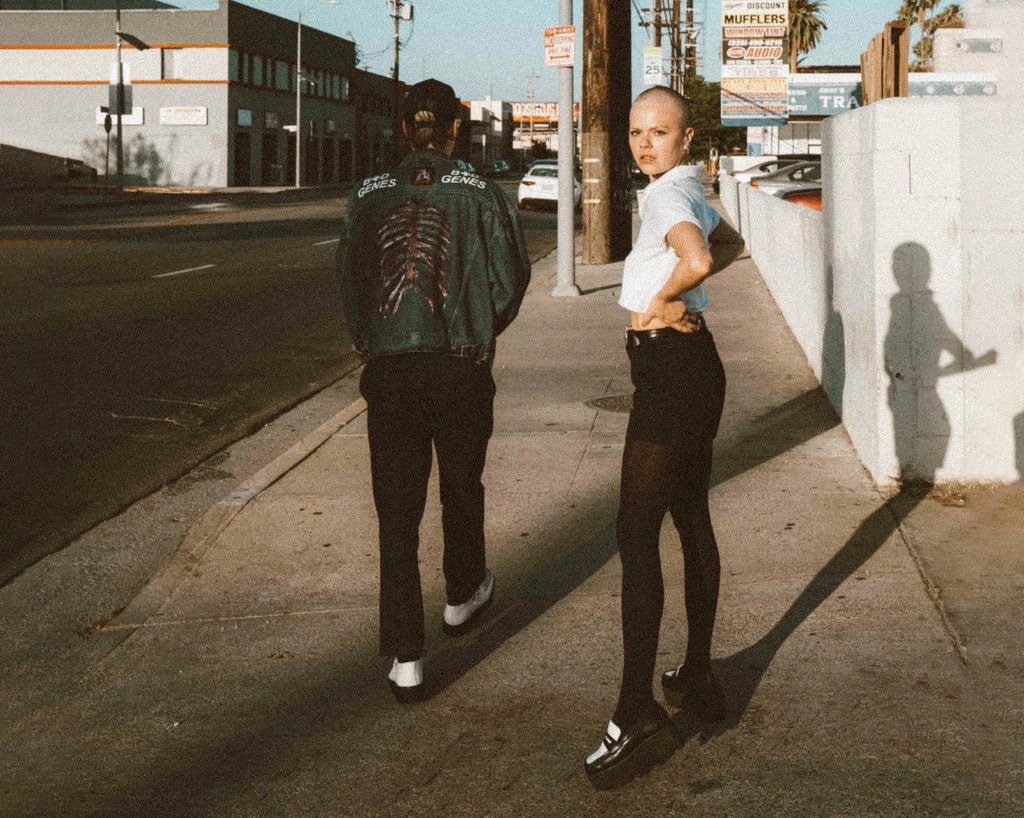 A3085L New Arrivals Black & White Dress TUKskin⢠Square Nosebleed Loafer