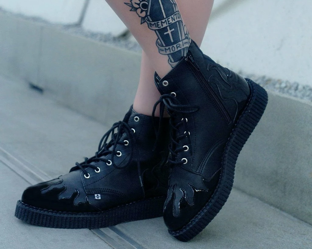 A9802 Black TUKskin⢠& Patent Flame 7-Eye Pointed Boot Women