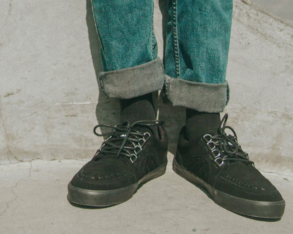 A9925 Black Suede Quilted Interlace Sneaker Women