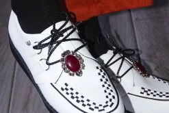 BL04 Burgundy Victorian Bolo Shoe Tie