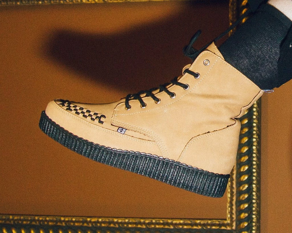 F9951 Tan Brush-Off 7-Eye Viva II Boot Women