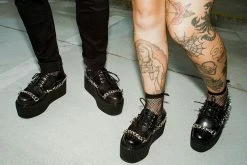 S9859 Black Brush Off Chained Stratocreeper