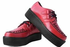 V3010 Women Red Brush-Off Mondo Creeper