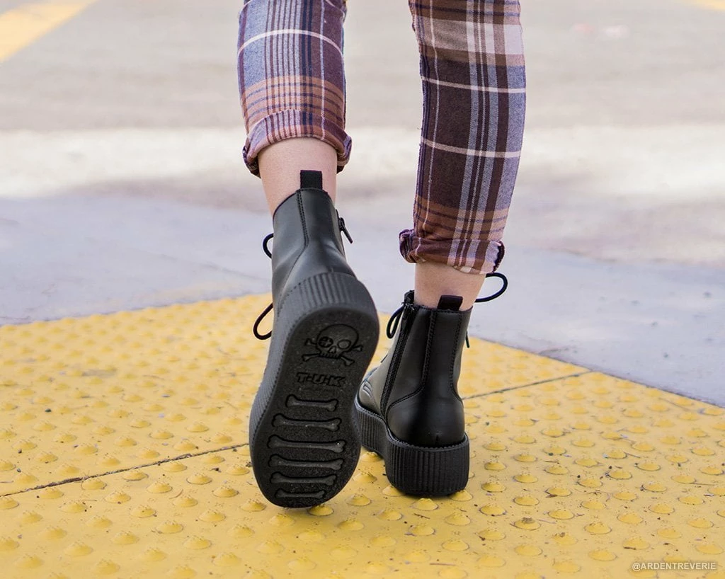 V9480L Black TUKskin⢠Viva Mondo Boot Women