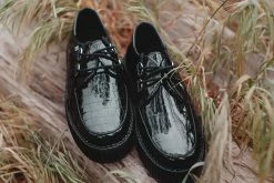 V9895 Black Crocodile Creeper Women