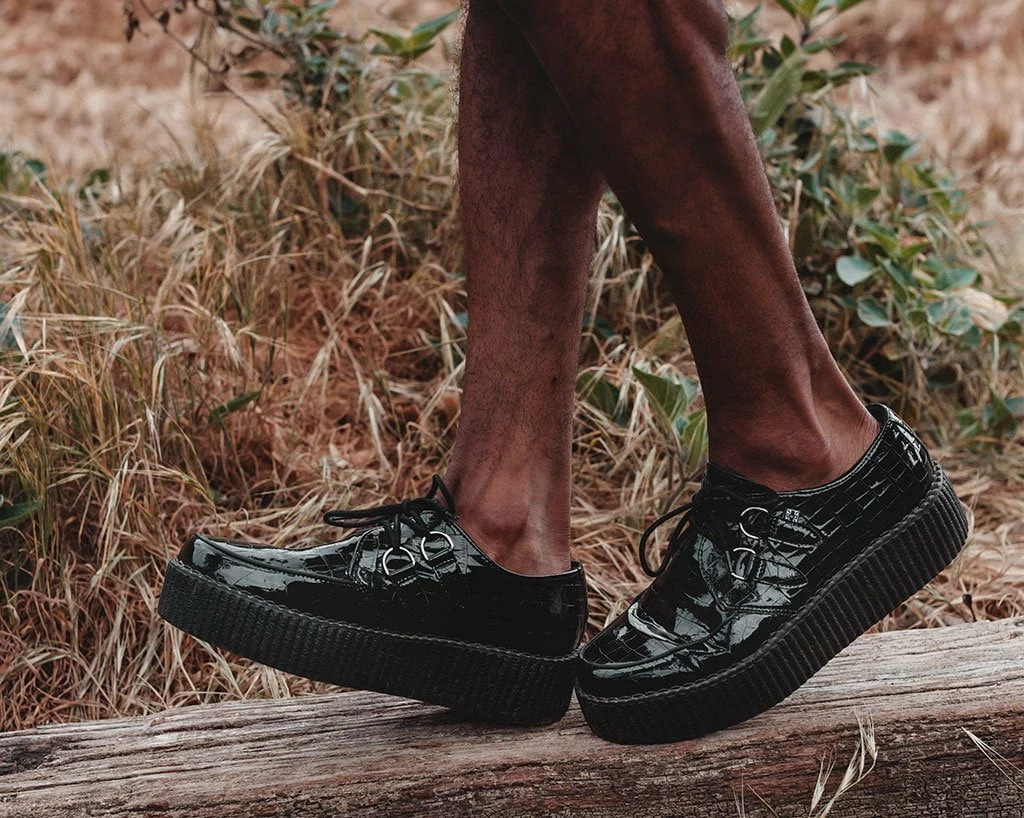 V9895 Black Crocodile Creeper Women