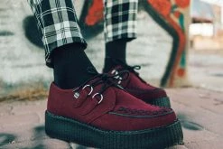 V9921 Women Burgundy Faux Suede Interlace Mondo Creeper